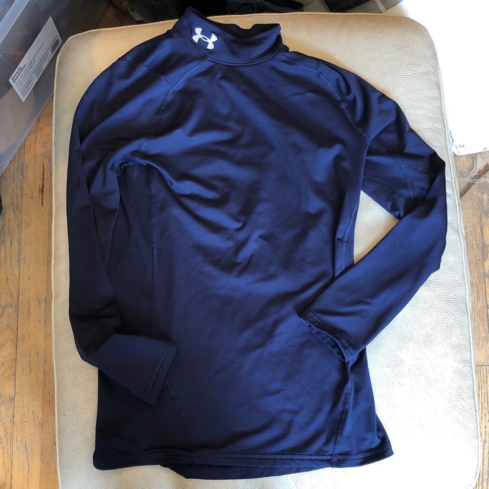 Under Armour fitted men’s small cold gear workout long sleeve top